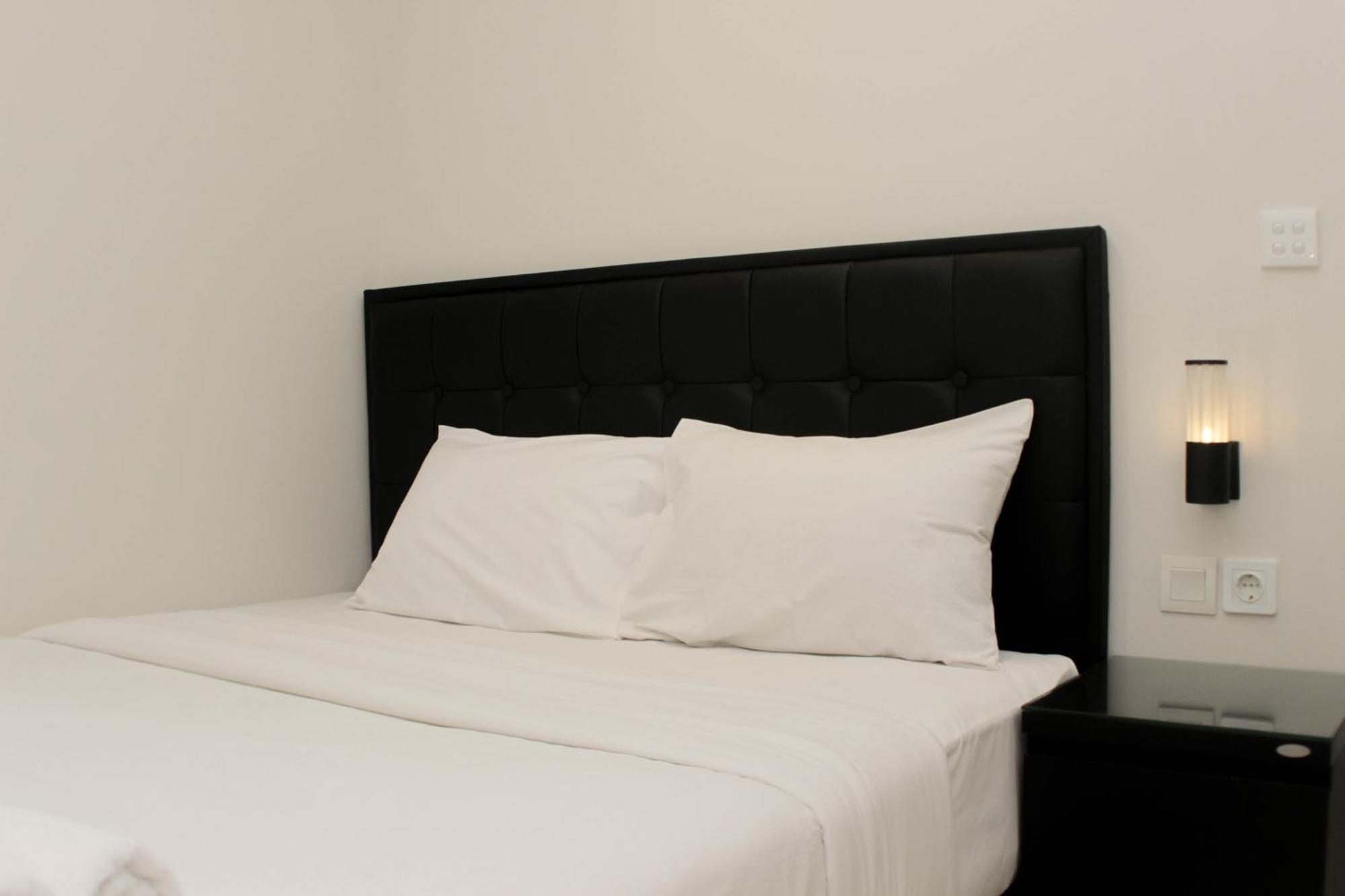 Cozy 2br Springlake Summarecon By Travelio Apartemen *